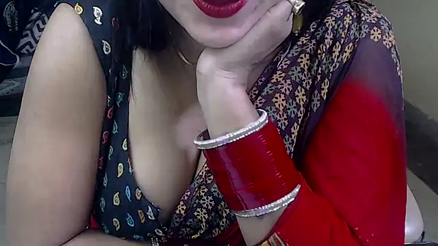 Snapshot of Naiaa-mylove chatting on 01.18.25 Naiaa-mylove online show from 01.18.25