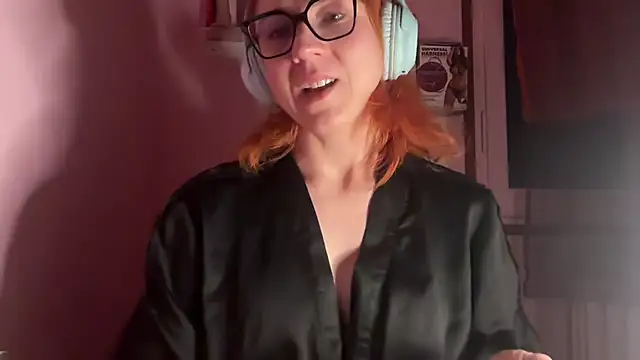 Nikky Divine online show from 03.21.26