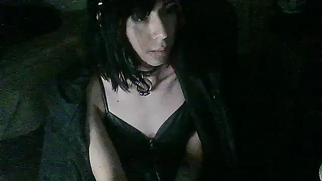 crystalxh online show from 10.10.25