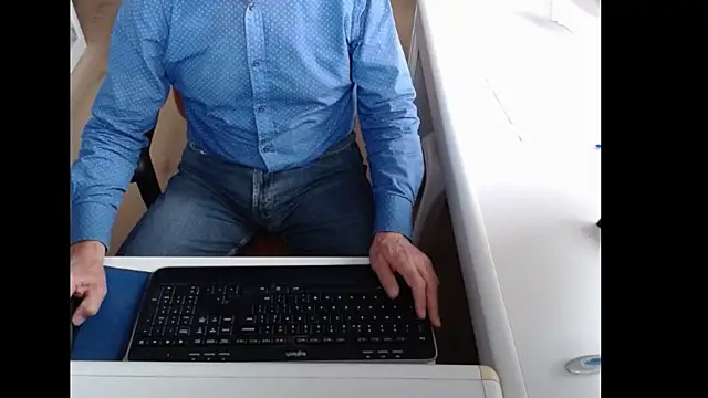 Snapshot of dutchpornking chatting on 09.26.25 dutchpornking online show from 09.26.25