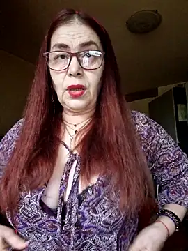 Snapshot of Chriss_Tinaa chatting on 05.14.26 Chriss Tinaa online show from 05.14.26