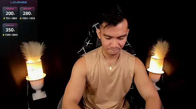 Snapshot of 000batman000 chatting on 03.11.25 000batman000 online show from 03.11.25