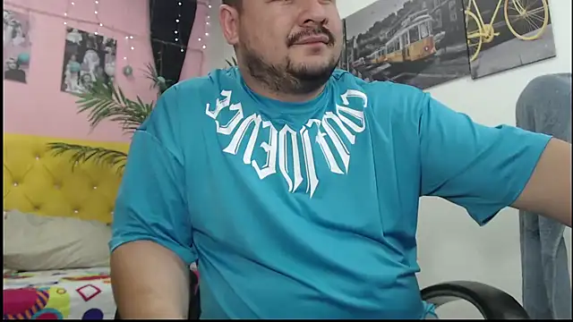 Snapshot of oso_dirty_ chatting on 12.27.24 oso dirty  online show from 12.27.24