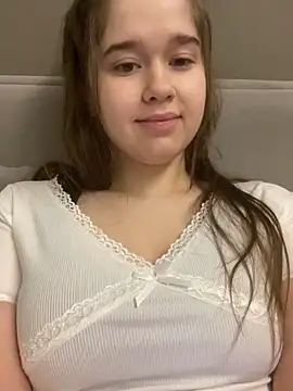 HornyGirlH online show from 12.15.25