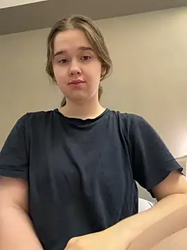 HornyGirlH online show from 03.10.26