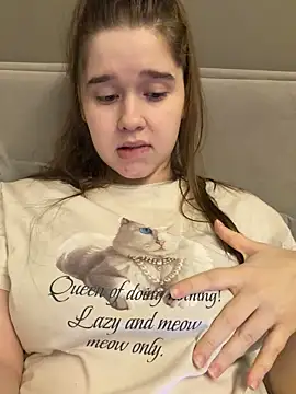 HornyGirlH online show from 04.06.26