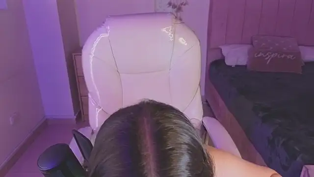 Amaia Daniells online show from 09.24.25