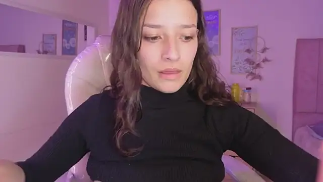 Amaia Daniells online show from 10.30.25