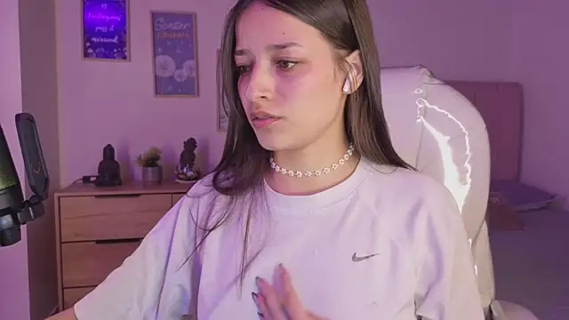 Amaia Daniells online show from 11.09.25