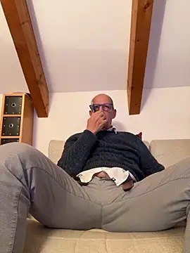 Relnnet online show from 10.26.25