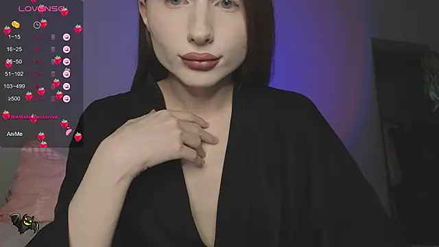 Snapshot of april_kampf chatting on 12.14.24 april kampf online show from 12.14.24