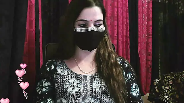 Snapshot of Cute_Sonii chatting on 12.11.24 Cute Sonii online show from 12.11.24