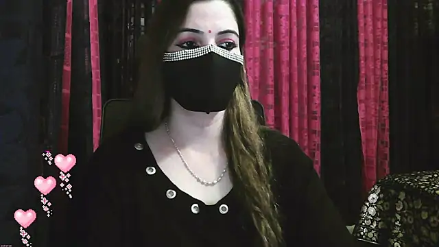 Snapshot of Cute_Sonii chatting on 12.20.24 Cute Sonii online show from 12.20.24