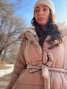 YOUR-KARINA online show from 01.04.25