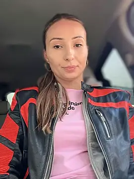 YOUR-KARINA online show from 03.15.25