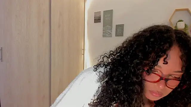 mariam hill online show from 03.04.26