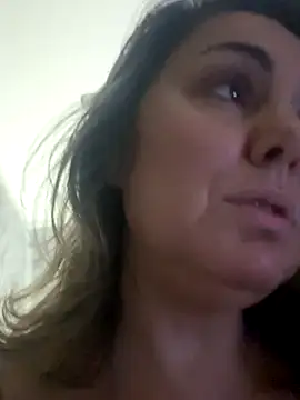 Emma roqueen online show from 12.02.25