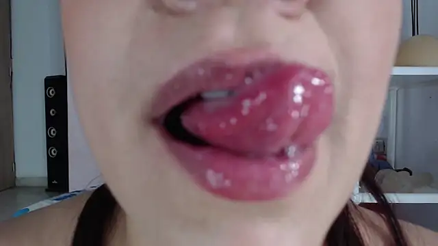 emiligrey  online show from 03.23.25