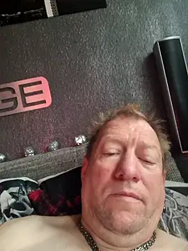 tomtom111111 online show from 09.28.25