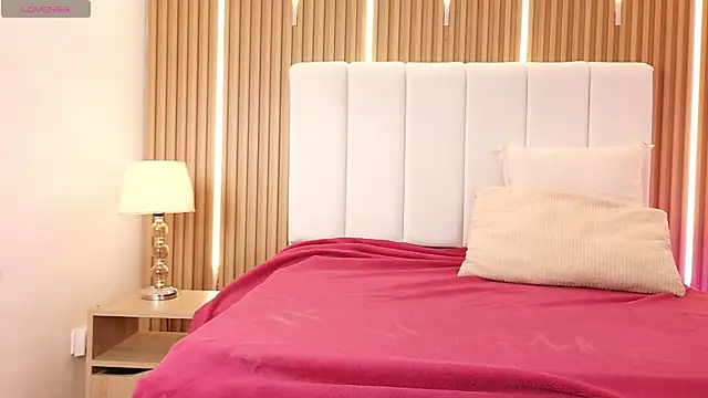 KimSensual  online show from 04.20.26