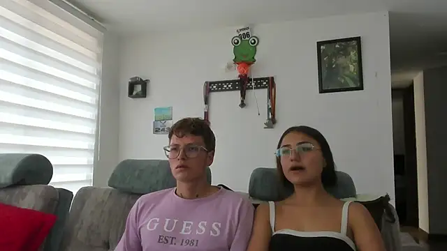 Snapshot of A_sexy_couple__ chatting on 09.22.25 A sexy couple   online show from 09.22.25