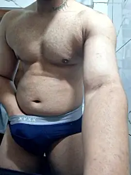 Snapshot of GYMBOY0071 chatting on 01.11.26 GYMBOY0071 online show from 01.11.26