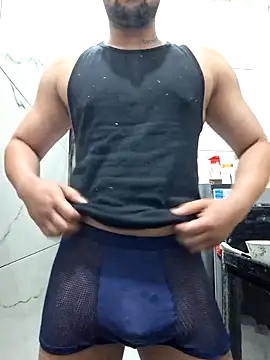 Snapshot of GYMBOY0071 chatting on 02.19.26 GYMBOY0071 online show from 02.19.26