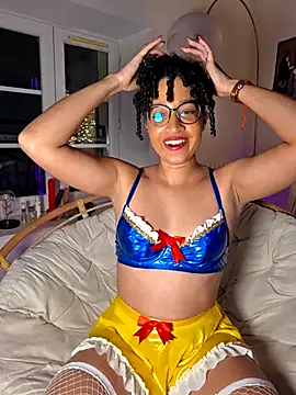 Lauyako online show from 02.13.26