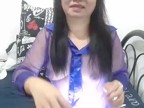 stacie iris online show from 11.19.25