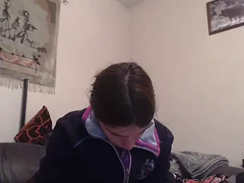 Geile-Luna online show from 10.27.25