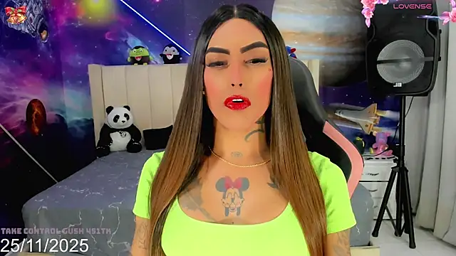 Nella Dolls online show from 11.25.25