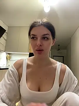 Snapshot of little_belucci chatting on 02.18.26 little belucci online show from 02.18.26