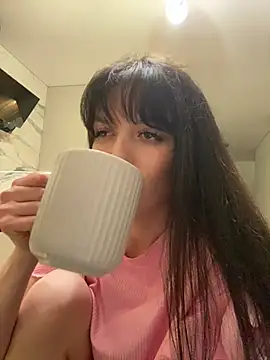 Snapshot of little_belucci chatting on 03.04.26 little belucci online show from 03.04.26