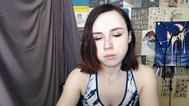 VeryVeryVeryShy  online show from 02.22.25