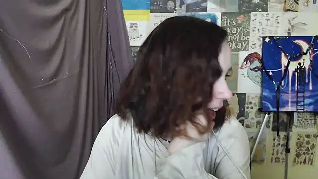 VeryVeryVeryShy  online show from 02.23.25