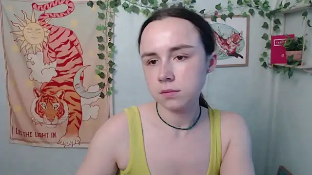 VeryVeryVeryShy  online show from 07.16.26