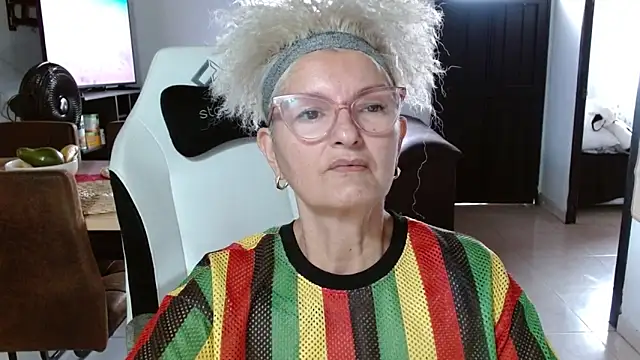 bety-cum2 online show from 02.04.26