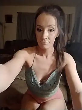 Snapshot of goddessnathalie1 chatting on 02.04.25 goddessnathalie1 online show from 02.04.25