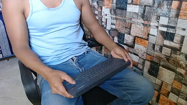 Snapshot of sexatlexx chatting on 07.19.26 sexatlexx online show from 07.19.26