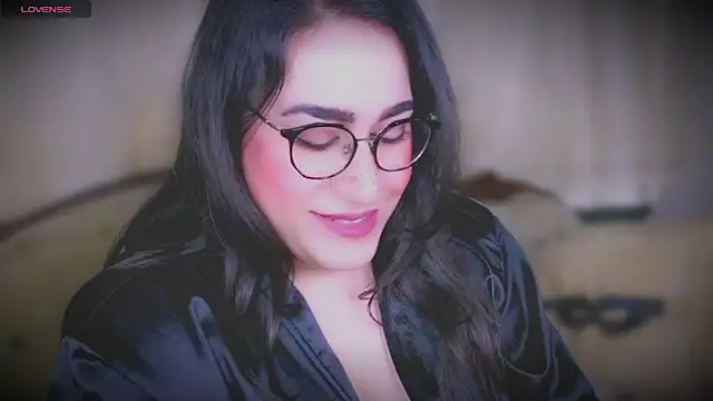 Snapshot of MERA_arab chatting on 01.26.25 MERA arab online show from 01.26.25