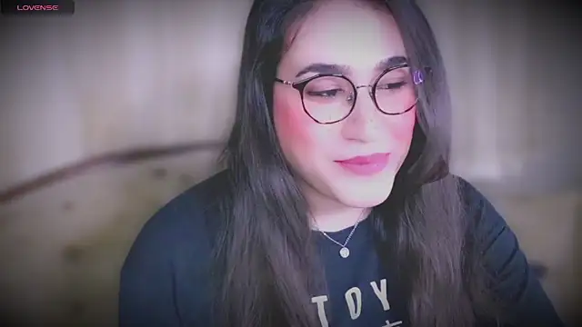 Snapshot of MERA_arab chatting on 02.08.25 MERA arab online show from 02.08.25