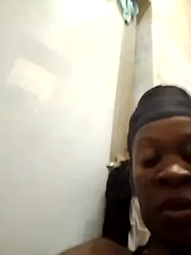 Snapshot of africanpussy22 chatting on 04.08.26 africanpussy22 online show from 04.08.26