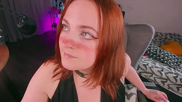 Snapshot of Alice_CutePerv chatting on 03.14.25 Alice CutePerv online show from 03.14.25