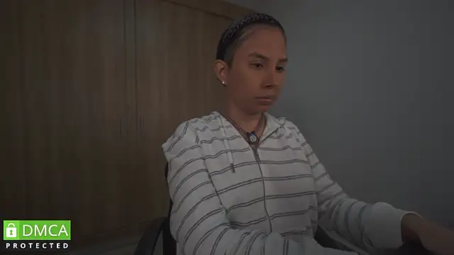 Dubois Amy online show from 02.06.26