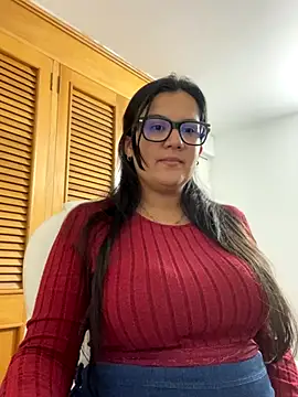 Snapshot of SWEETLILY18 chatting on 11.27.25 SWEETLILY18 online show from 11.27.25