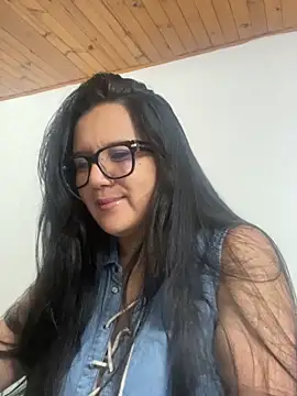 Snapshot of SWEETLILY18 chatting on 04.07.26 SWEETLILY18 online show from 04.07.26