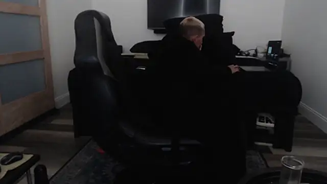 inc25cbxh online show from 12.19.25