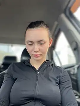 PrincessaHill  online show from 04.22.26
