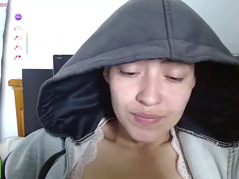 Olivia Bright online show from 07.29.26