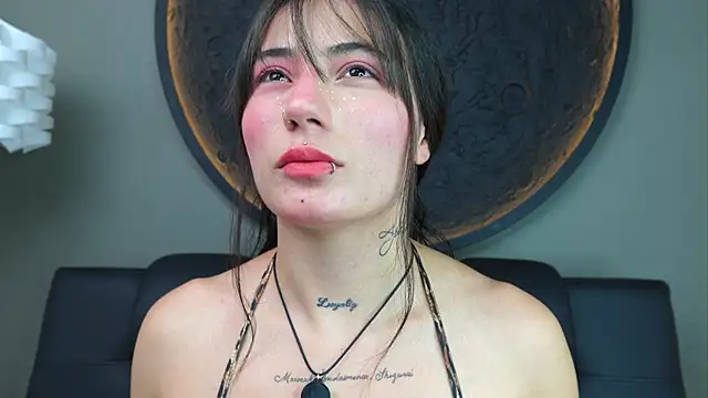 miss sharlotte18 online show from 09.26.25